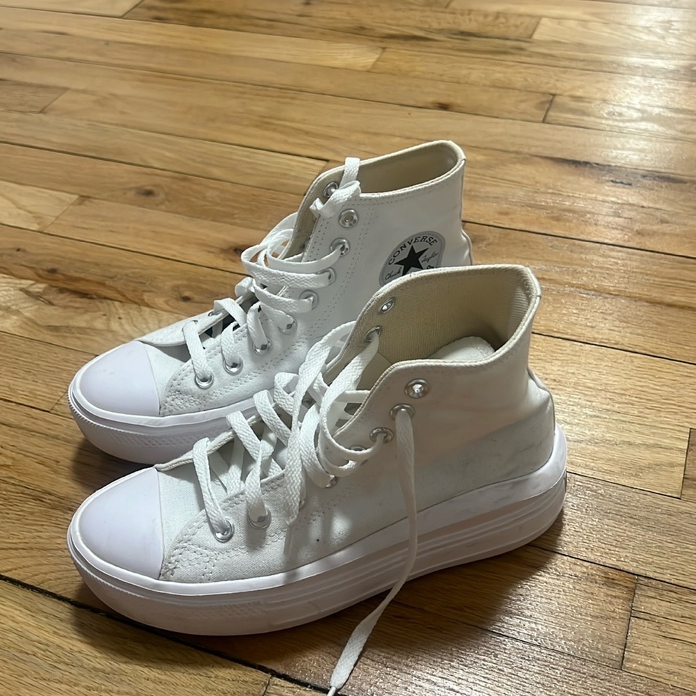 WHITE PLATFORM HIGHTOP CONVERSE